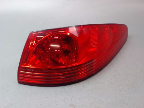 FEU ARRIERE DROIT PEUGEOT 607 BERL. Phase 2 2004-2010
