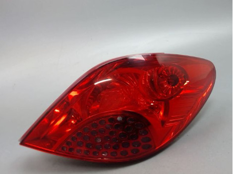 FEU ARRIERE DROIT PEUGEOT 207 2006-2013