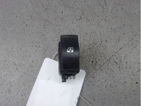 COMMANDE LEVE-GLACE PORTE AVD RENAULT CLIO CAMPUS II Phase 1 2006-2009