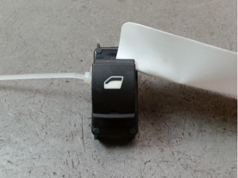 COMMANDE LEVE-GLACE PORTE AVD CITROEN C5 AIRCR.