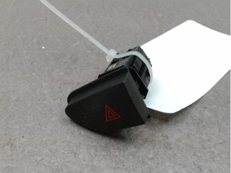 BOUTON DE WARNING RENAULT CLIO IV Phase 1 2012-...