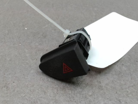 BOUTON DE WARNING RENAULT CLIO IV Phase 1 2012-...