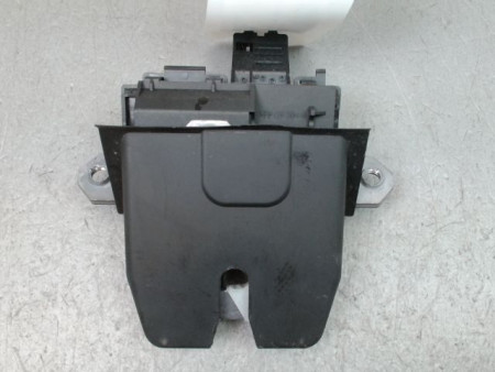 SERRURE HAYON  FORD FOCUS II Phase 2 2008-2010