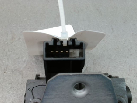 SERRURE HAYON  FORD FOCUS II Phase 2 2008-2010