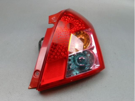 FEU ARRIERE DROIT SUZUKI SWIFT III 2005-2011