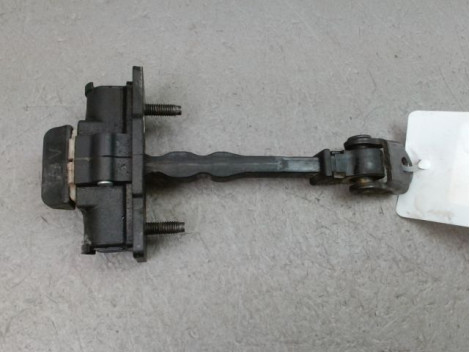 TIRANT PORTE AVANT DROIT PEUGEOT 5008 2009-