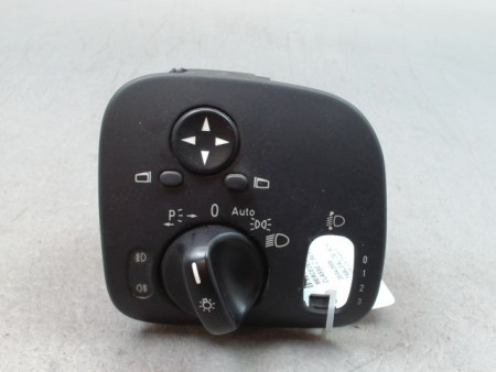 INTERIEUR COMMANDE PHARES MERCEDES CLASSE C BERL. II Phase 2 (203) 2004-2006
