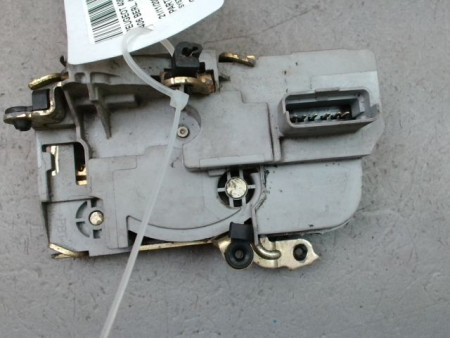 SYSTEME CONDAMNATION AVANT GAUCHE PEUGEOT 406 BERL. Phase 2 1999-2004