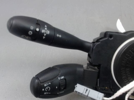 BLOC COMMODOS PEUGEOT 206 + 2009-2013