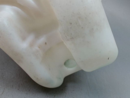 RESERVOIR LAVE-GLACE AVANT PEUGEOT 207 2006-2013