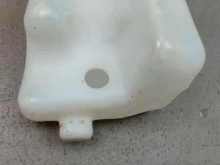 RESERVOIR LAVE-GLACE AVANT RENAULT CLIO III Phase 2 2009-2014