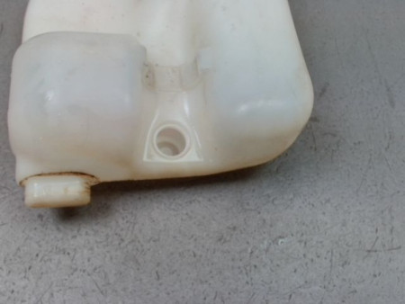 RESERVOIR LAVE-GLACE AVANT RENAULT FLUENCE