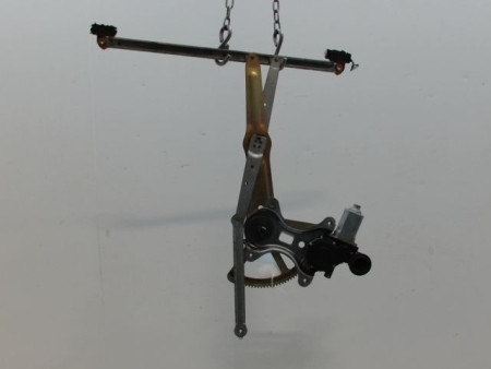 MECANISME+MOTEUR LEVE-GLACE AVANT GAUCHE TOYOTA AVENSIS VERSO 01-03