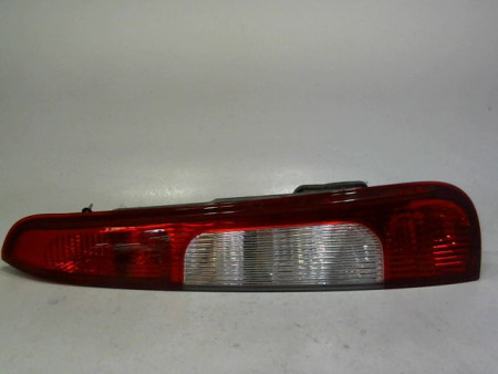 FEU ARRIERE DROIT FORD FOCUS CMAX MONOSP. I Phase 1 2003-2007