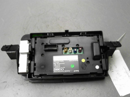 ECRAN GPS RENAULT MEGANE III Phase 1 2008-2012