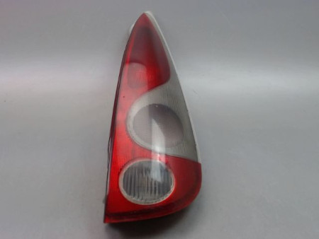 FEU ARRIERE DROIT TOYOTA YARIS VERSO Phase 1 1999-2003