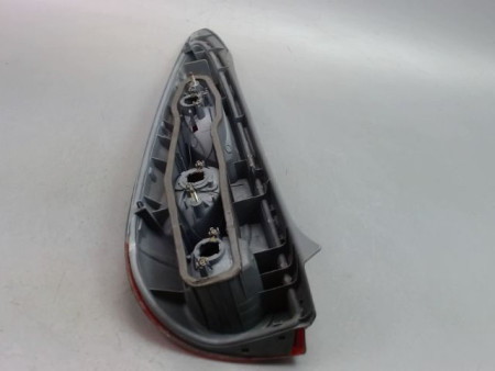 FEU ARRIERE DROIT TOYOTA YARIS VERSO Phase 1 1999-2003