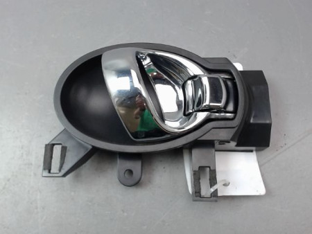 POIGNEE INTERIEURE PORTE AVANT DROIT NISSAN JUKE Phase 1 2010-...