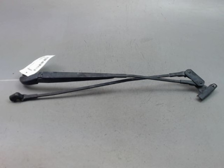 BRAS ESSUIE-GLACE AVANT CITROEN C1 5P