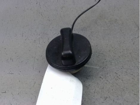 BOUCHON RESERVOIR A CARBURANT NISSAN MICRA 2009-