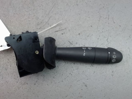 COMMANDE ESSUIE GLACE DACIA SANDERO I 2008-2012