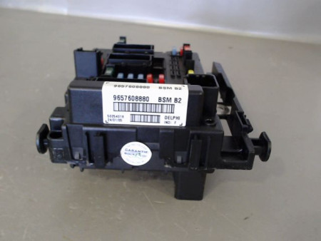 BOITE A FUSIBLES PEUGEOT 206 1998-2009