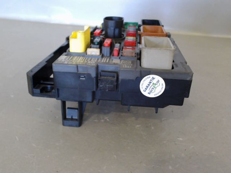 BOITE A FUSIBLES PEUGEOT 3008 BREAK I Phase 1 2009-2013