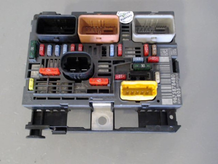 BOITE A FUSIBLES PEUGEOT 308 I Phase 1 2007-2011