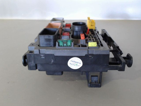 BOITE A FUSIBLES PEUGEOT 308 I Phase 1 2007-2011