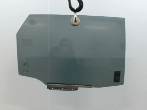 GLACE PORTE ARD TOYOTA AURIS 2010-
