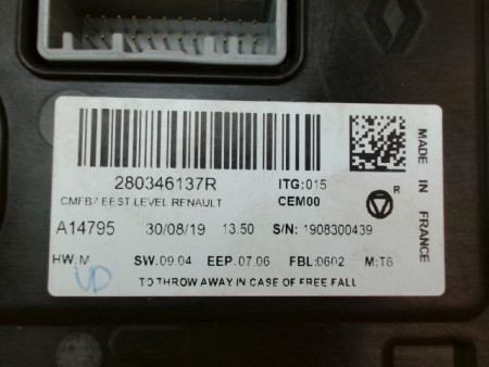 ECRAN GPS RENAULT ZOE