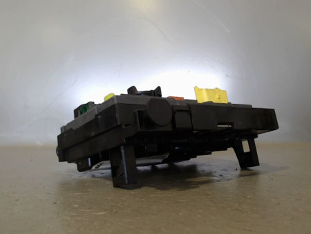BOITE A FUSIBLES PEUGEOT 5008 MONOSP. I Phase 1 2009-2013