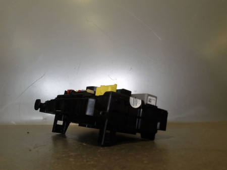 BOITE A FUSIBLES PEUGEOT 207 2006-2013