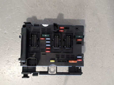 BOITE A FUSIBLES PEUGEOT 206 1998-2009