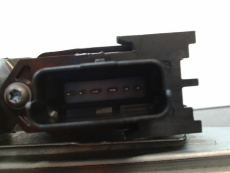 MECANISME+MOTEUR LEVE-GLACE AVANT GAUCHE DACIA DUSTER 2010-
