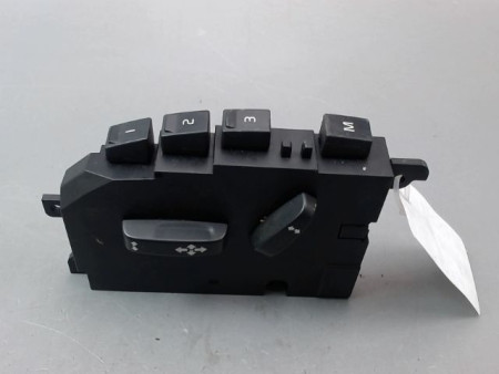 MOTEUR SIEGE AVG VOLVO V50