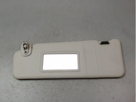 PARE-SOLEIL G DACIA SANDERO II Phase 1 2012-...