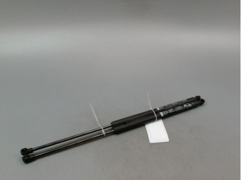 VERIN HAYON G MITSUBISHI SPACESTAR