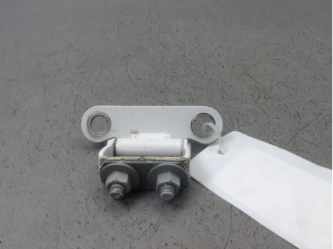 CHARNIERE HAYON D TOYOTA AURIS 2010-
