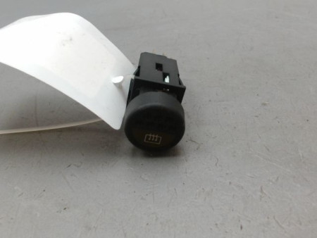 COMMANDE DEGIVRAGE LUNETTE ARRIERE PEUGEOT 106 Phase 2 1996-2003