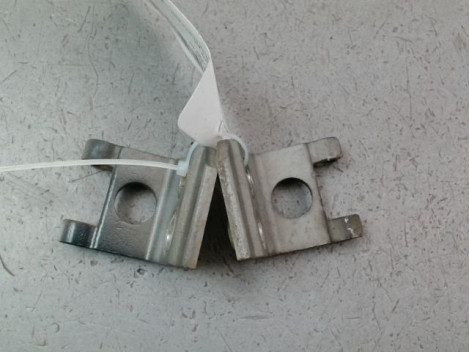 CHARNIÈRE PORTE AVG PEUGEOT 206 + 2009-2013