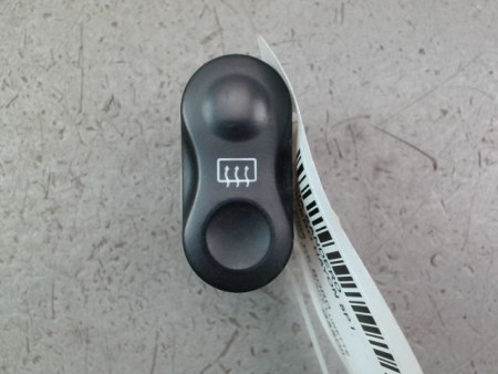 COMMANDE DEGIVRAGE LUNETTE ARRIERE DACIA SANDERO I 2008-2012