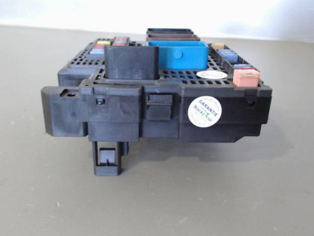 BOITE A FUSIBLES PEUGEOT 3008 2009-