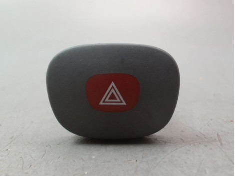 BOUTON DE WARNING RENAULT CLIO II Phase 1 1998-2001
