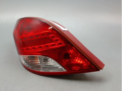 FEU ARRIERE GAUCHE  PEUGEOT 207 2006-2013