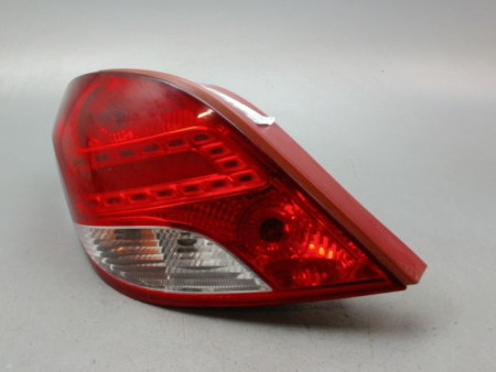 FEU ARRIERE GAUCHE  PEUGEOT 207 2006-2013