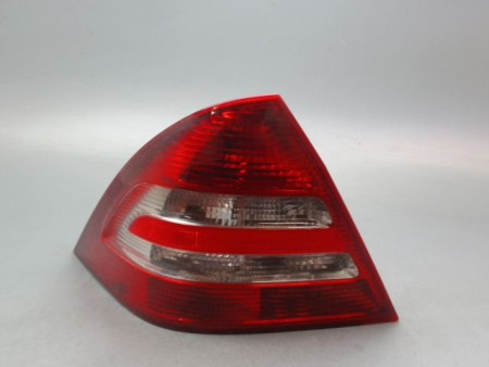 FEU ARRIERE GAUCHE  MERCEDES CLASSE C BERL. II Phase 2 (203) 2004-2006