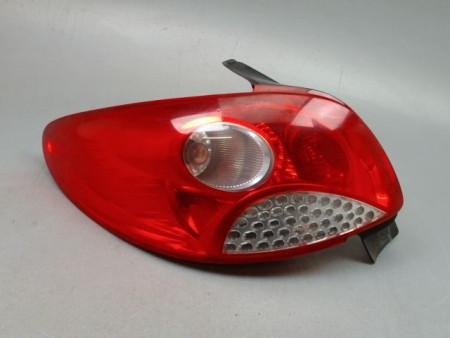 FEU ARRIERE GAUCHE  PEUGEOT 206 + 2009-2013