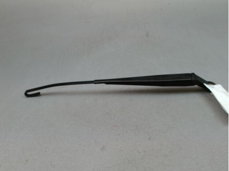 BRAS ESSUIE-GLACE AVANT GAUCHE VOLKSWAGEN FOX (5Z) 2005-2011