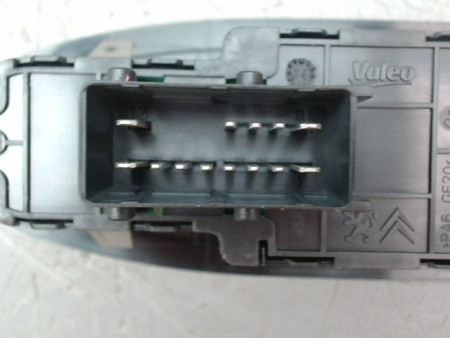 COMMANDE LEVE-GLACE PORTE AVG PEUGEOT 208